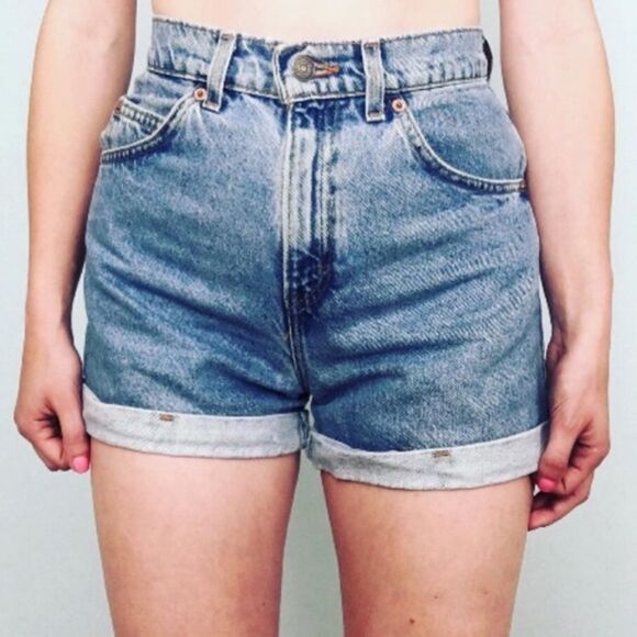 RARE Vintage Levis Highwaisted Cuffed Jean Shorts Orange Tab 0 2 4 Womens XS S - Picture 3 of 3